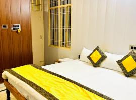 Shivay family home stay, ξενοδοχείο στο Βαρανάσι