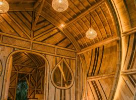 Avana Bali Bamboo House, Hotel in Sidemen