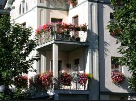 Tirano stazioni flow rooms, hotel v destinaci Tirano