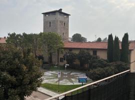Apartament Orio 3, hotel in Orio al Serio