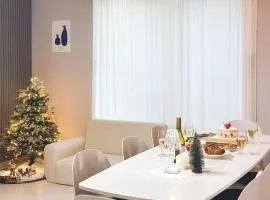 New Building All rooms Aircondition 지하철도보5분 동대문15분 명동25분 이태원성수서울역30분
