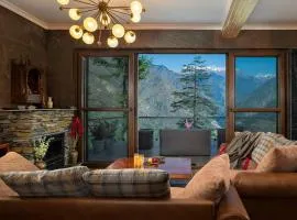 SaffronStays Hillstation Over Tirthan Valley