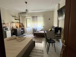 Koa Studio 1, hotel in Korçë