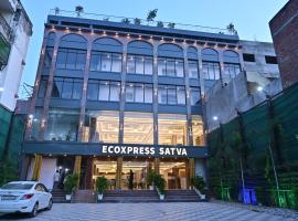 EcoXpress Satva, Varanasi, hotel cerca de Aeropuerto Internacional Lal Bahadur Shastri - VNS, Varanasi