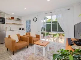 Fairy Nook - Charming Granny Flat with Shared Garden