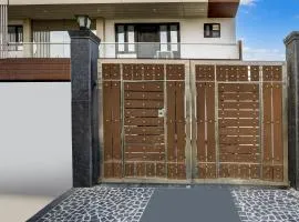 Super Townhouse Mayfield Garden Nearby Golf course road