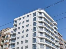 Luxueus nieuw zonnig hoekappartement SEAVIEW Heldenplein - ruime garagebox - 2 fietsen