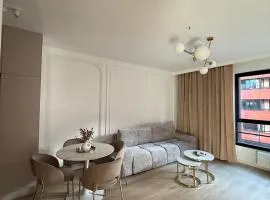 DOKI Living Apartments - Foodhall & Parking by Downtown Apartments