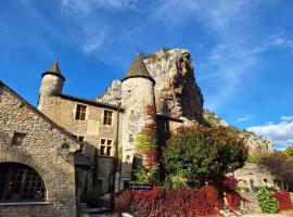 Hôtel-Restaurant Le Manoir De Montesquiou, beach hotel in La Malène