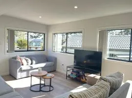 The Branch by the Basin Family Escape with Sunset Views