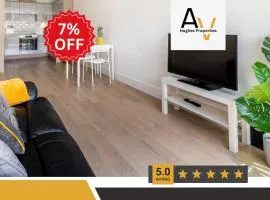 Spacious One-Bedroom Apartment - Free Wi-Fi, Parking, Ideal for Business or leisure Stays By AV Hughes Properties