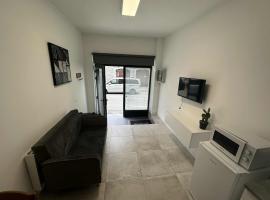 L'Arsenal studio, hotel in Couvin