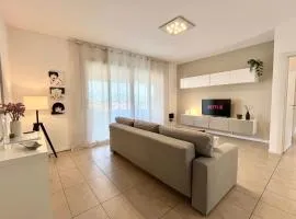 Trilocale con Terrazza tra Lecco, Milano e Como