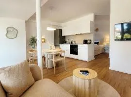 Gemütliche Ferienwohnung mit Meerblick und Terrasse - Nur 50 Meter zum Strand inklusive Parkplatz und Fahrradunterstellplatz