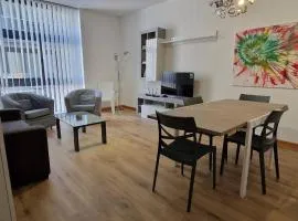 Spacious, Central Apt, sleeps 5