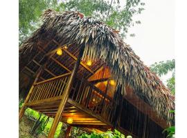 Jack Ecolodge, cabin in Lung Co (1)