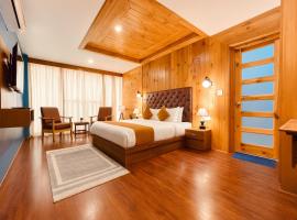 Tata Vista Resort Manali - Centrally Heated & Air Cooled luxury room near mall road, four-star hotel in Manāli