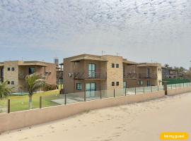 Beachfront Duplex B por Be My Guest, hotel din Aquiraz