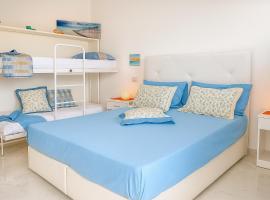 Hotiday Rooms Torre Lapillo, hotell i Torre Lapillo