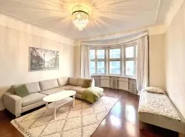 Elegant Jugend city retreat 79m2