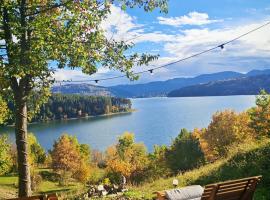 Moon Lake Bicaz - Casa Imero, βίλα σε Buhalniţa