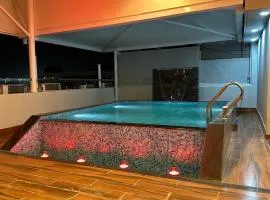 The Hotel Phoenix Inn