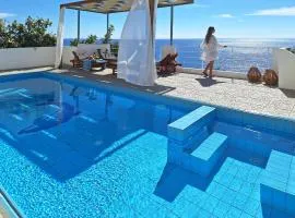 Silver Moon Villa