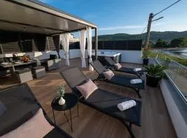 Beachfront house Miamore - 10 m from the sea