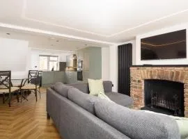 Beautiful Cottage with a modern twist!