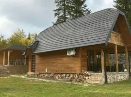 Brvnara Šapat Borova Tara