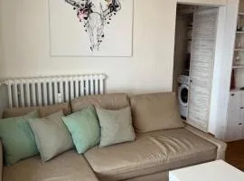 Cute apartment with amazing balcony near Center