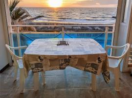 T2 cabine avec vue imprenable, parking, piscine, hotel em Frontignan