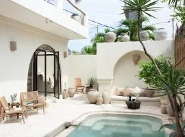 Villa Bella - Stylish 3-Bedroom Oasis with Mediterranean Charm
