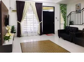 12pax Senai RestHome near Senai Airport