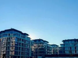 Sea Breeze, Polo Residences
