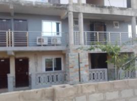 Glitz City hotel, hotel v destinaci Cape Coast