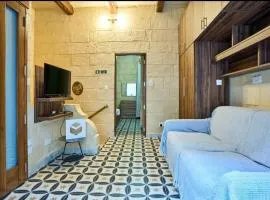 Birgu's central traditional apartment