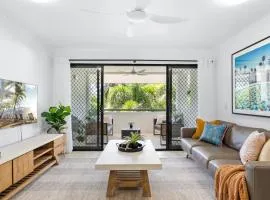 Adina Oasis Top-Floor Apartment