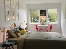 Charming guest studio in the heart of Miami, hotel in Miami