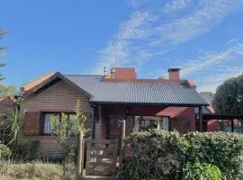 Casa a 1 cuadra del golf - Familias y jovenes