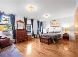 Super Spacious 2 bedroom Clinton Hill Garden Duplex