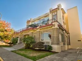 Centralia Square Grand Ballroom and Vintage Hotel