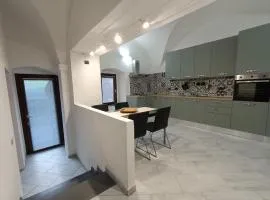 Crabola Sunset House