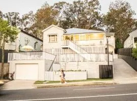 Heart of Milton 4b2b AC 2Tvs Private Parking walk to Suncorp Stadium