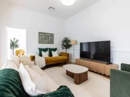Heart of Milton 4b2b AC 2Tvs Private Parking walk to Suncorp Stadium