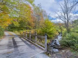 Cottage on Creeper Trail with Wide Open Acreage