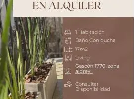 Monoambiente con balcón soleado
