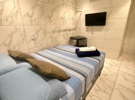 Cantinho aconchegante - Quarto 05 AR-condicionado, ξενοδοχείο σε Bayeux