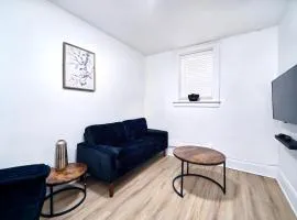 Quiet One Bedroom Apartment within walking distance of the University