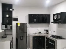 Habitación con baños privado, comparte zona social